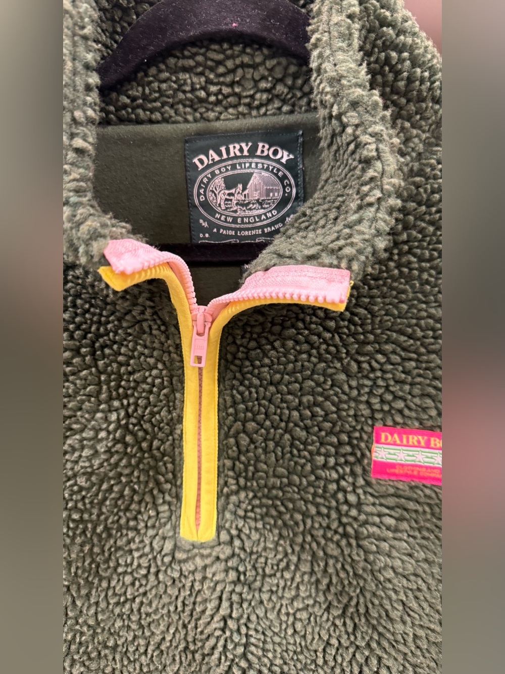 Dairy Boy Mountain Fleece - Picture 2 of 3